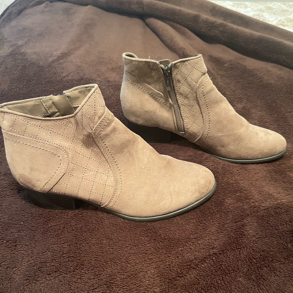 Unisa women’s ankle boots